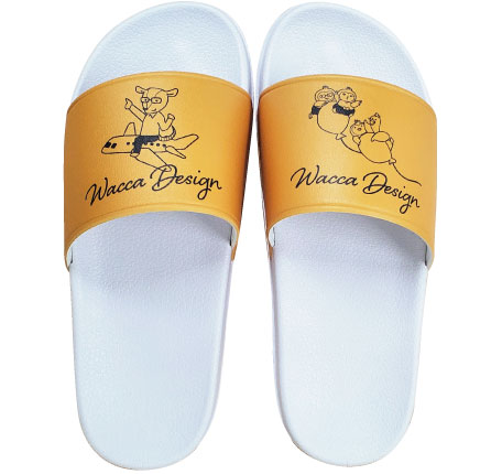 シャワーサンダル（白ver）